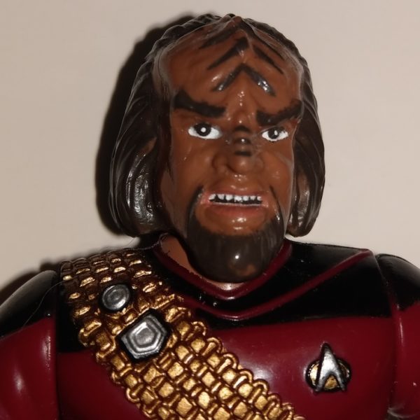 06073 - Lieutenant (JG) Worf in first season (red) uniform