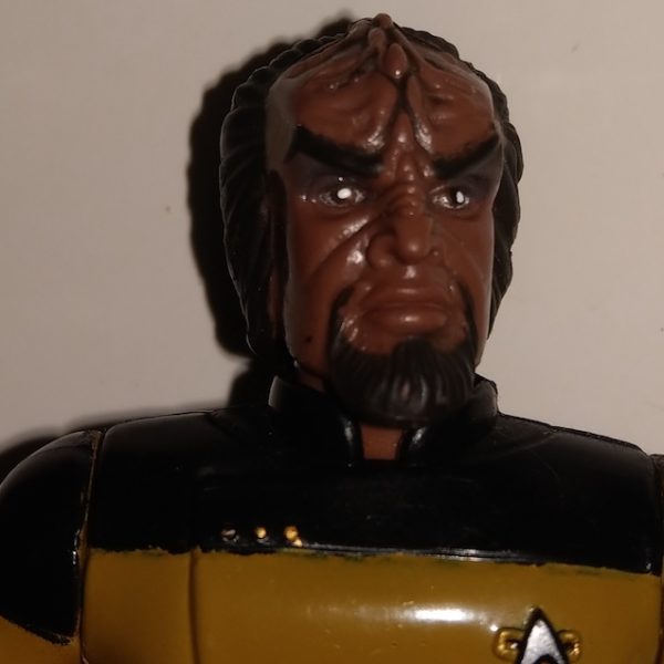 06922 - Lieutenant Commander Worf